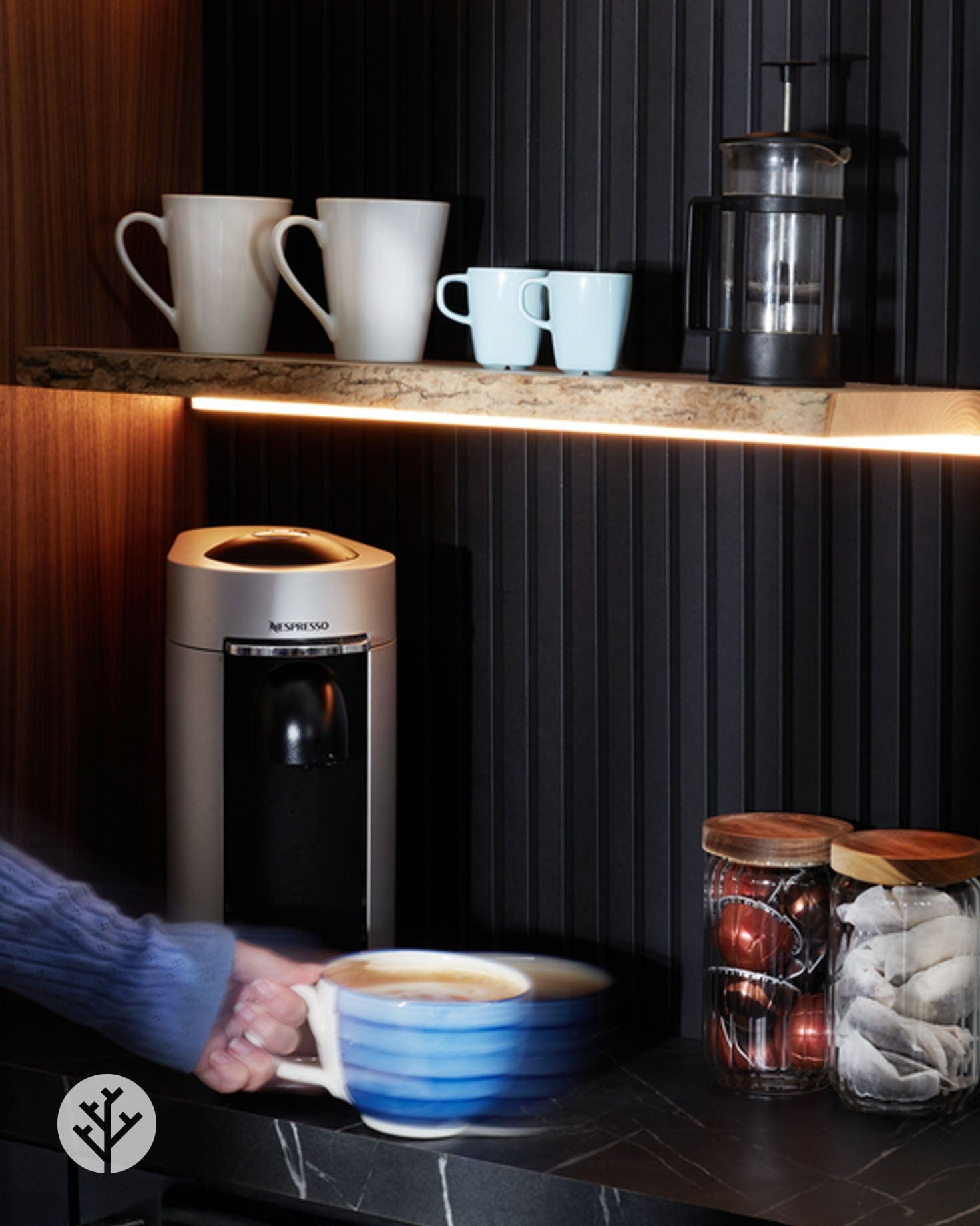 Flutto™ Black Slat Flexible Tambour Panels